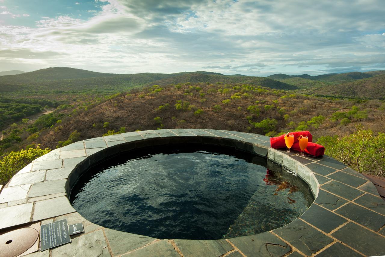 レオパード マウンテン サファリ ロッジ Manyoni Private Game Reserve エクステリア 写真